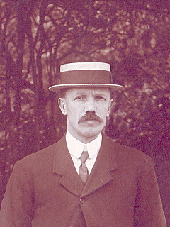 Mr Dickinson 1910